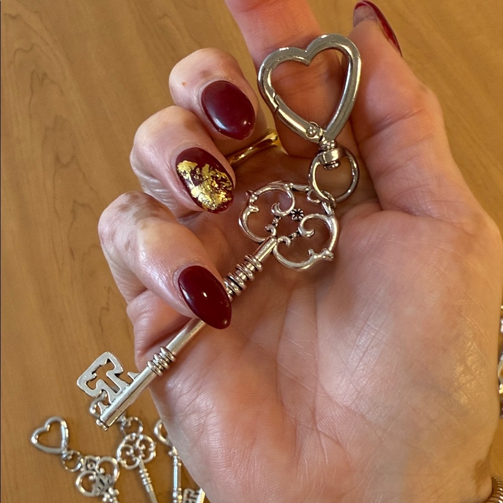 Large Skeleton Key Bag Charm or Key Holder in a Rustic Silver Tone; Handmade 💕